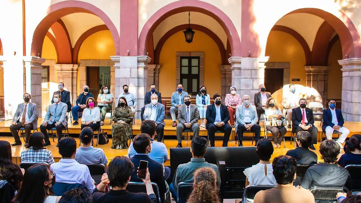 Generación Centenario en la UASLP